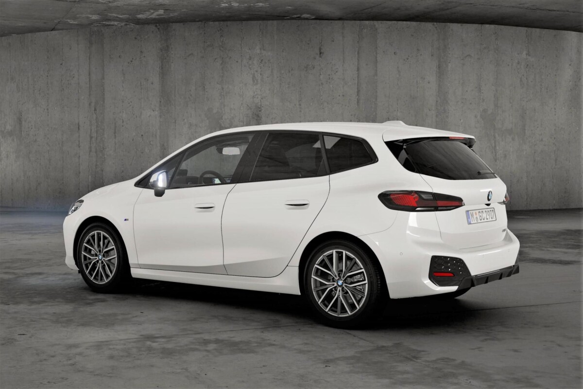 Bmw 2 minivan