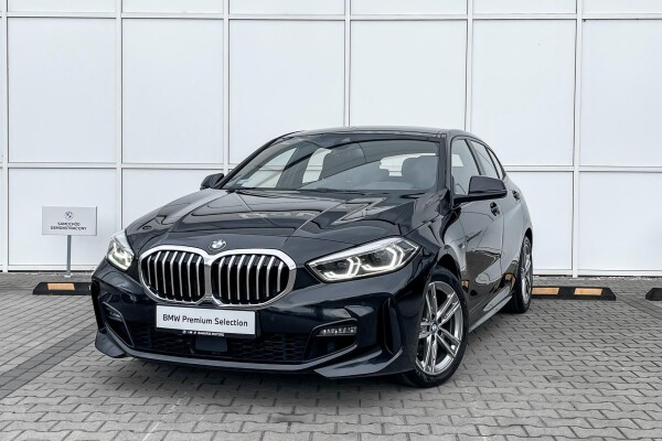 Używane BMW Seria 1 2021 F40 Czarny