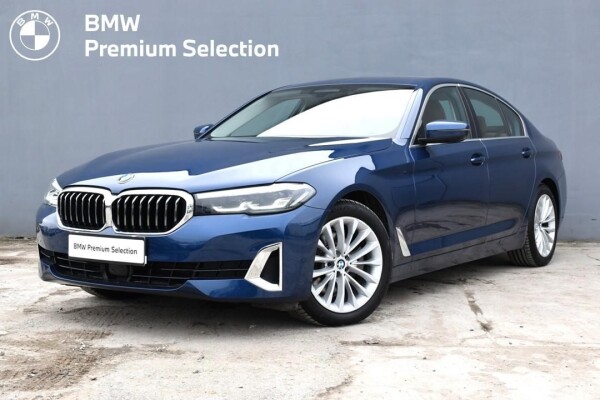 Używane BMW Seria 5 2022 G30 Niebieski